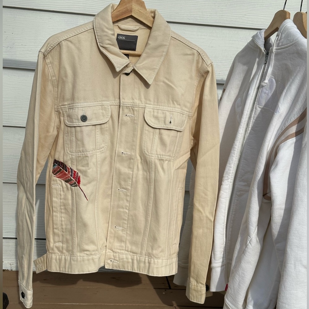 Tan jeans jacket - Picture 2 of 6